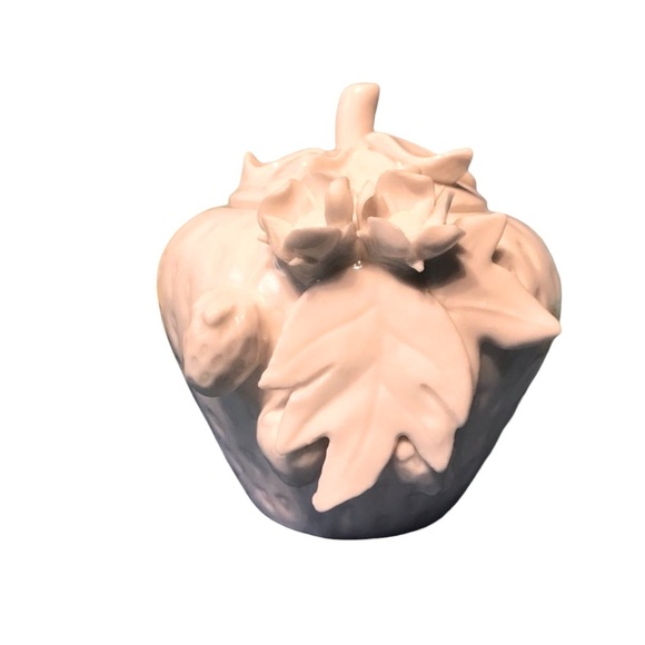 Vintage Graces Teaware White Bisque Porcelain Sculpted Strawberry Cream & Sugar - Picture 2 of 15
